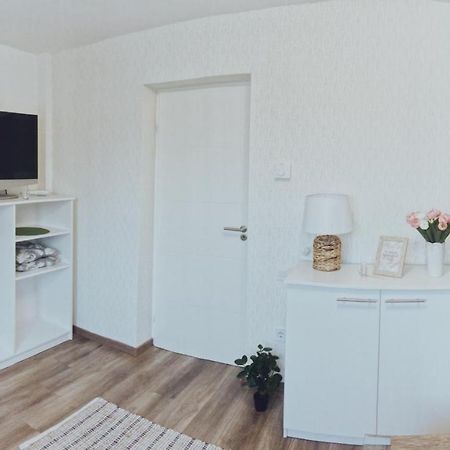 Tramini Apartmanok Έγκερ Εξωτερικό φωτογραφία